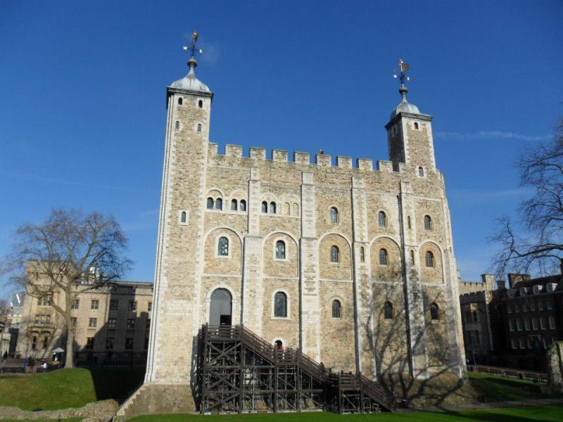 Het kasteel op het binnenplein van The Tower of London.